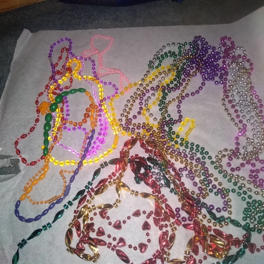 20 Assorted necklace beads for Mardi gras brand new never used​